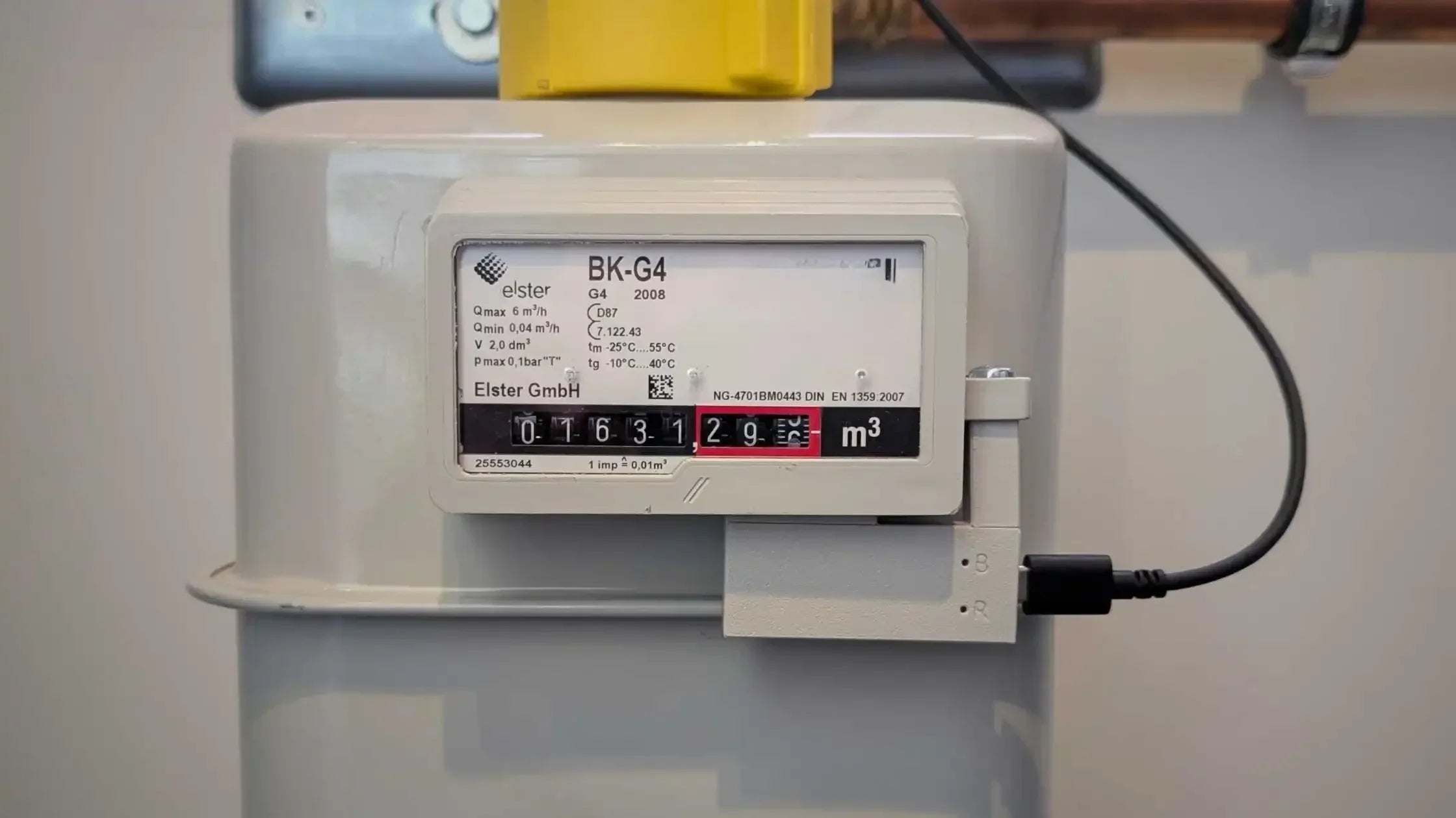 Reedkontakt-Impulsnehmer für BK-Gaszähler mit integriertem ESP32-C3 im 3D-gedruckten Gehäuse – präzise Impulserfassung und einfache Smart-Home-Integration